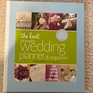 Never used ‘The Ultimate Wedding Planner & Organizer’